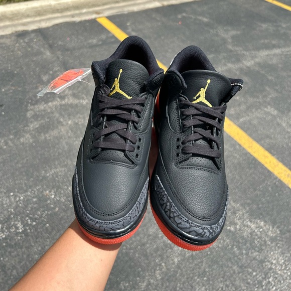 Air Jordan 3 x J Balvin Rio - Picture 4 of 9